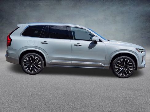 New 2025 Volvo XC90 B5 Core w/ Protection Package Premier image 2