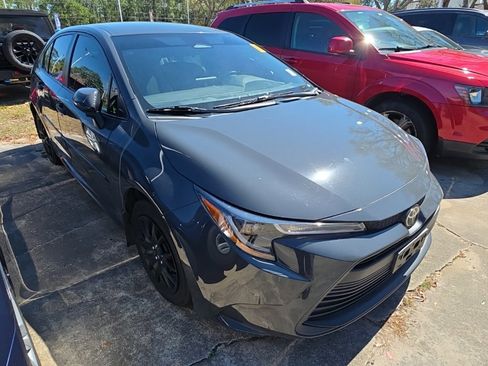 Used 2023 Toyota Corolla LE image 6