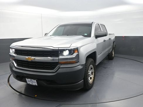 Used 2018 Chevrolet Silverado 1500 W/T w/ WT Fleet Convenience Package AWD/4WD image 4