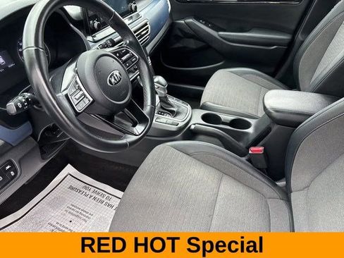 Used 2021 Kia Seltos S image 11