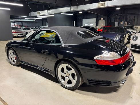 Used 2004 Porsche 911 Carrera 4S AWD/4WD image 9