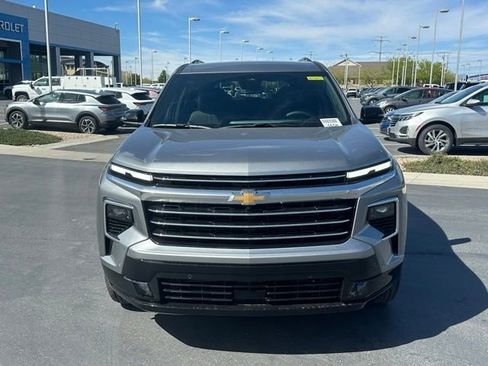 New 2026 Chevrolet Traverse High Country w/ LPO, Floor Liner Package AWD/4WD image 29