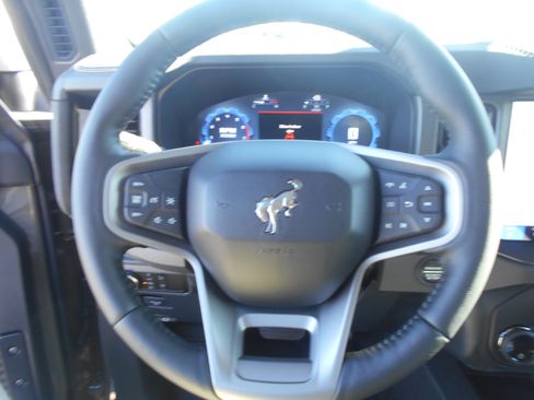 New 2025 Ford Bronco Badlands w/ Sasquatch Package image 29