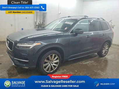 Used 2016 Volvo XC90 T6 Momentum w/ Momentum Plus Package