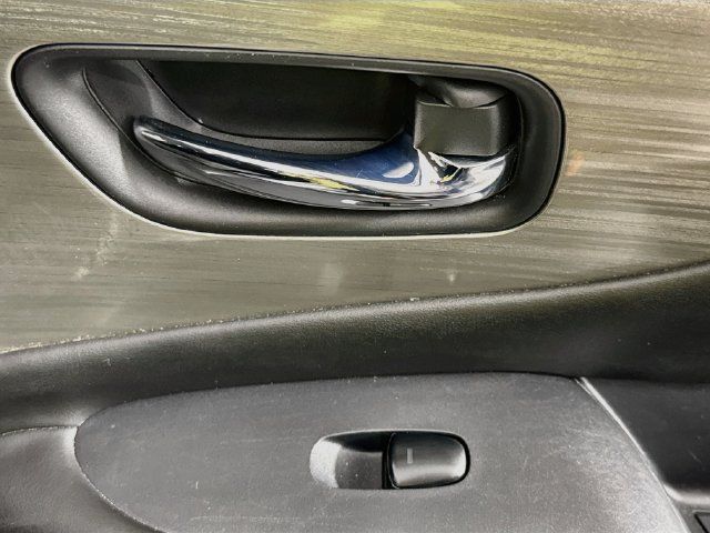 Used 2018 Nissan Murano SV FWD image 28