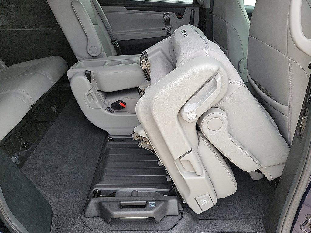 Used 2022 Honda Odyssey EX-L image 16