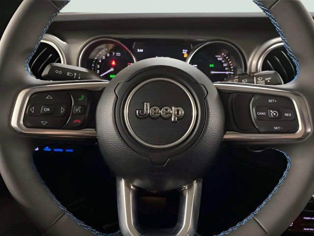 Used 2023 Jeep Wrangler Unlimited Rubicon 4xe AWD/4WD image 33