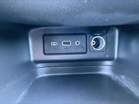 Certified 2024 Chevrolet Equinox LT FWD image 16