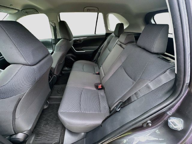 Used 2024 Toyota RAV4 LE AWD/4WD image 22