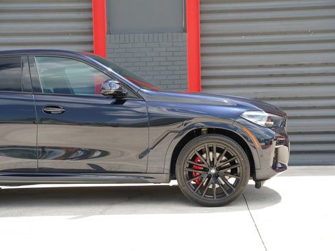 Used 2023 BMW X6 xDrive40i w/ M Sport Package AWD/4WD image 2
