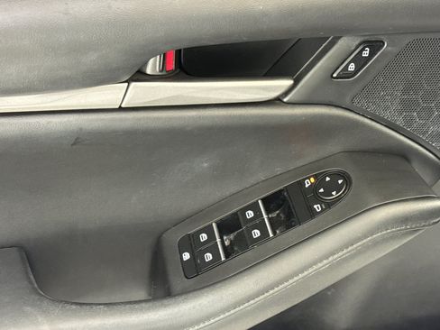Used 2021 MAZDA MAZDA3 s FWD image 13