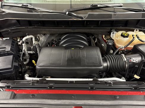 Used 2021 Chevrolet Silverado 1500 LT Trail Boss w/ LPO, Dark Essentials Package image 45