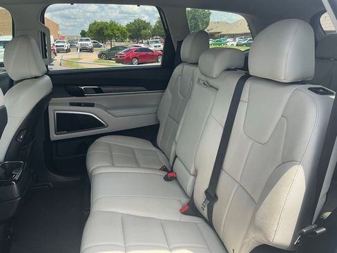 Used 2022 Kia Telluride EX FWD image 20