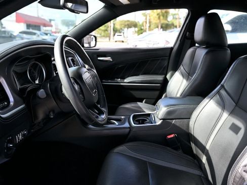 Used 2022 Dodge Charger SXT w/ Plus Group image 7