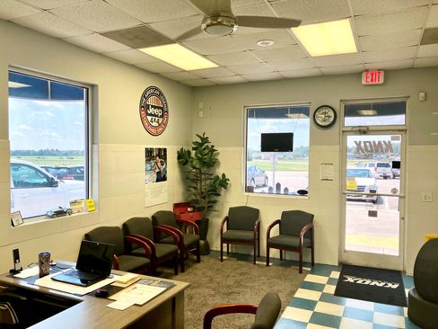 Used 2022 Hyundai Venue SEL w/ Cargo Package image 34