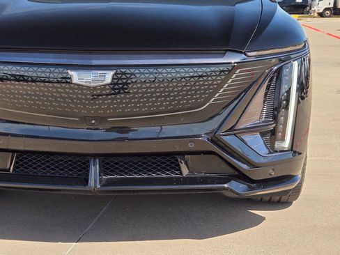 Certified 2026 Cadillac Lyriq V AWD/4WD image 6