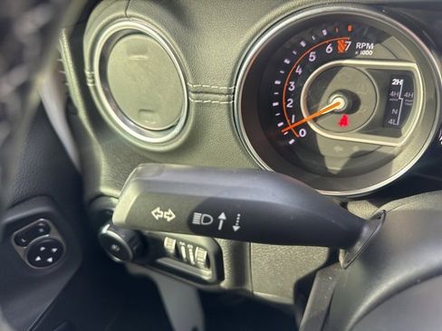 Used 2020 Jeep Wrangler Unlimited Sahara w/ Safety Group image 27