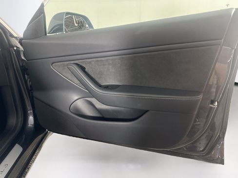 Used 2019 Tesla Model 3 Standard Range Plus RWD image 30