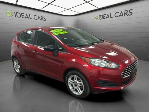 Used 2017 Ford Fiesta SE FWD image 3