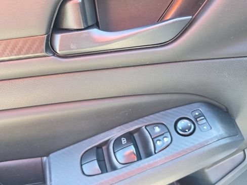 Used 2023 Nissan Altima 2.5 S FWD image 14
