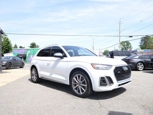 Used 2021 Audi SQ5 Premium Plus w/ Premium Plus Package AWD/4WD image 3