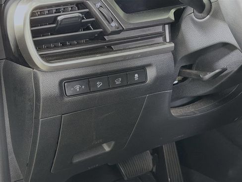 Used 2025 Kia Telluride S AWD/4WD image 13