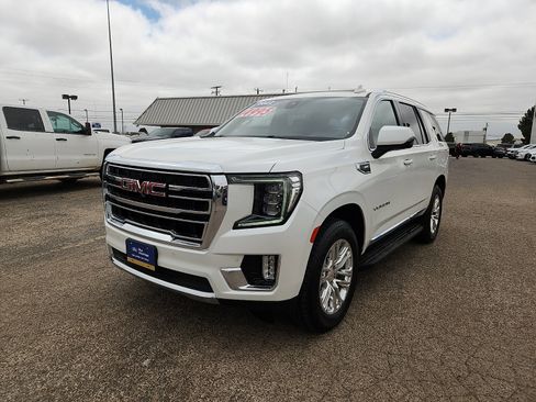 Used 2022 GMC Yukon SLT w/ SLT Luxury Package RWD image 3