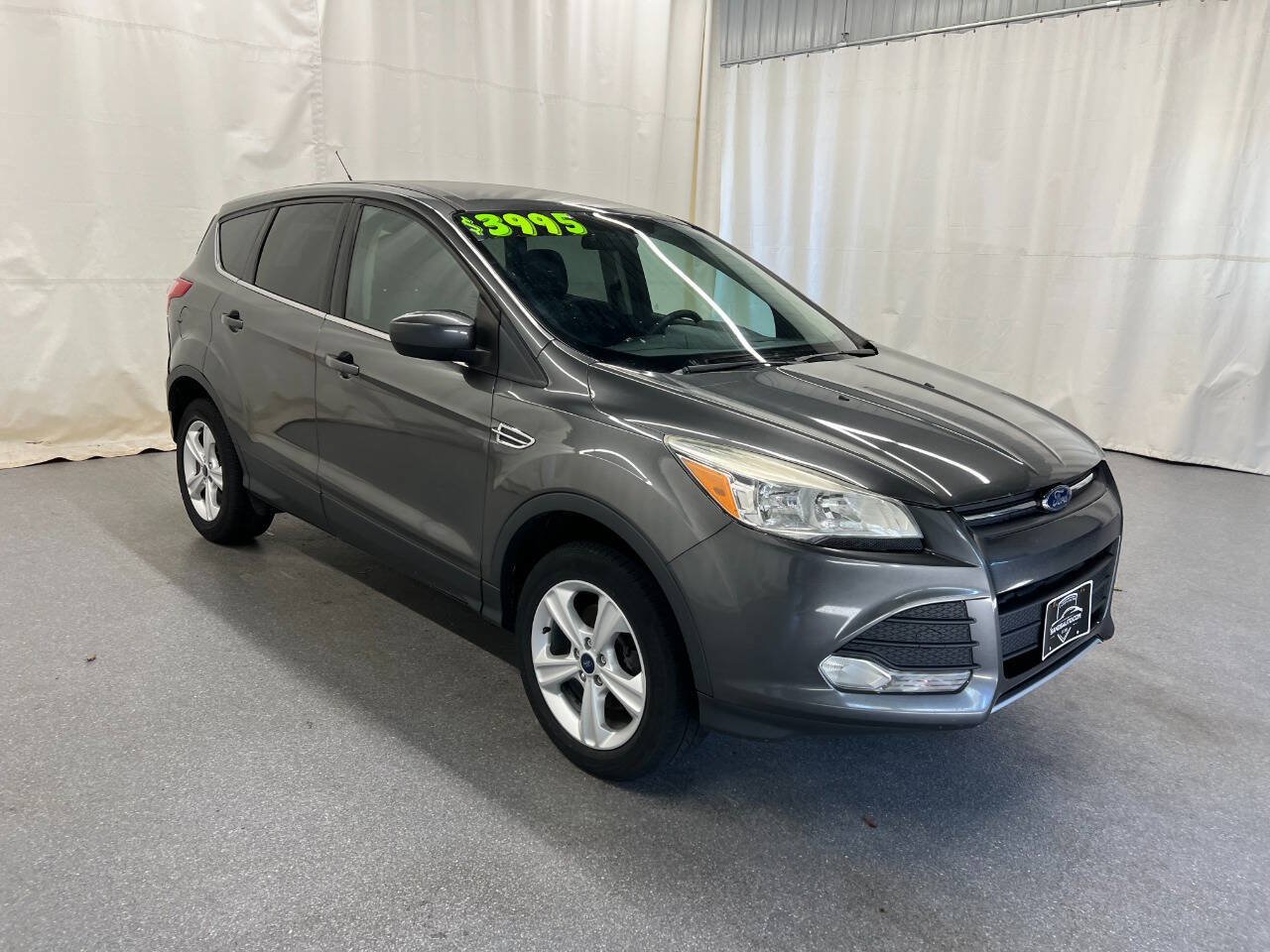 Used 2016 Ford Escape SE FWD image 3
