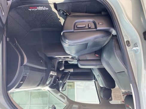 Used 2021 Toyota Sequoia TRD Pro AWD/4WD image 17