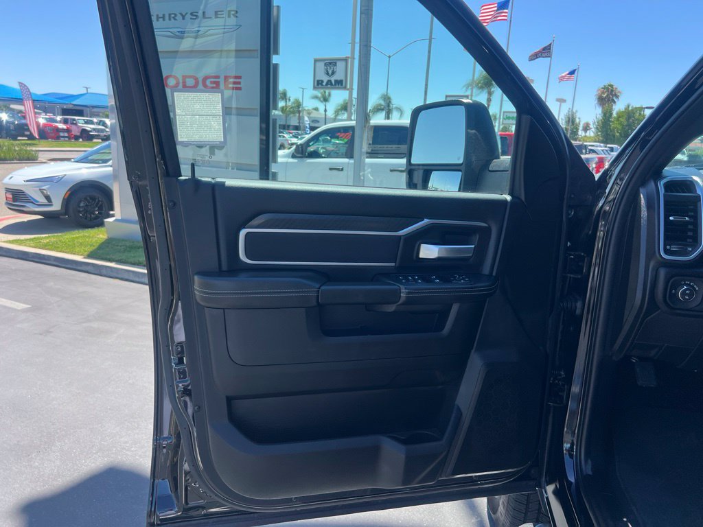 Used 2026 RAM 2500 Big Horn AWD/4WD image 34