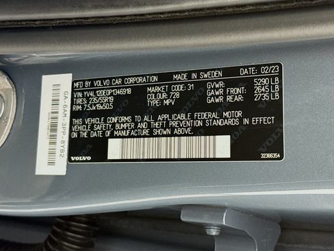 Used 2023 Volvo XC60 B5 Plus FWD image 39
