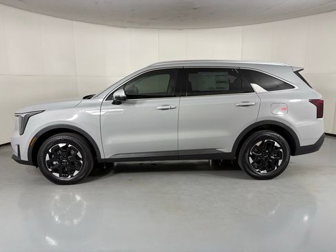 New 2026 Kia Sorento S w/ S Panoramic Sunroof Package AWD/4WD image 5