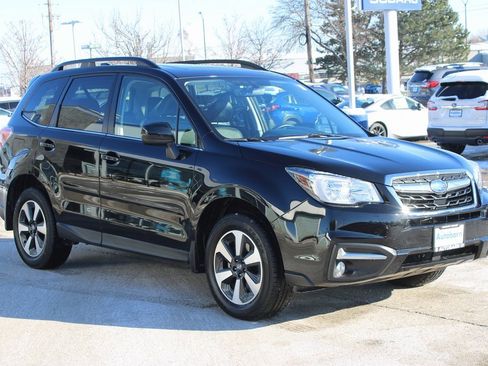 Used 2018 Subaru Forester 2.5i Limited image 3