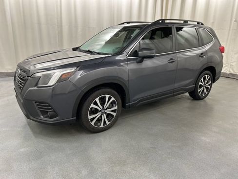 Used 2023 Subaru Forester Limited AWD/4WD image 2