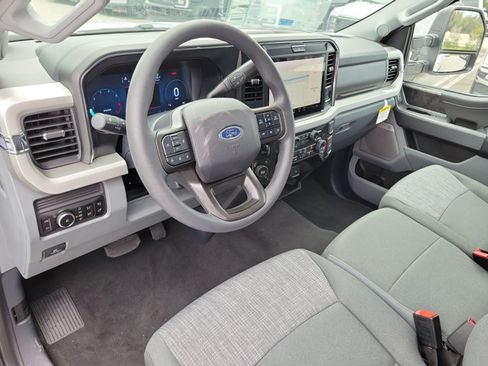 New 2026 Ford F250 XLT w/ XLT Premium Package AWD/4WD image 18
