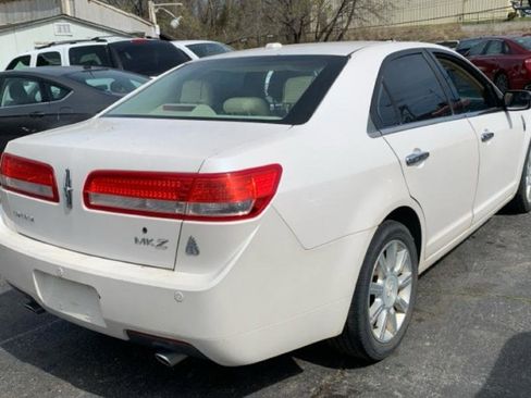 Used 2012 Lincoln MKZ FWD image 7