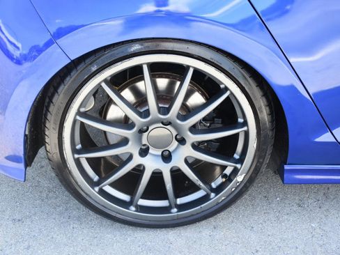 Used 2015 Volkswagen Golf R 4-Door AWD/4WD image 35