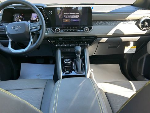 Used 2026 Chevrolet Colorado ZR2 image 21