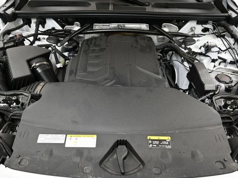 Certified 2025 Audi Q5 Premium w/ Convenience Package AWD/4WD image 9