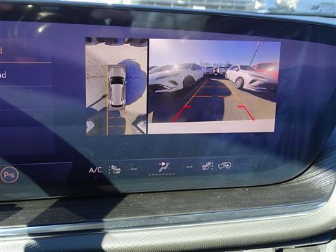 New 2025 Buick Envision Preferred image 11