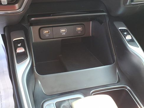 Used 2022 Kia Sorento S image 20