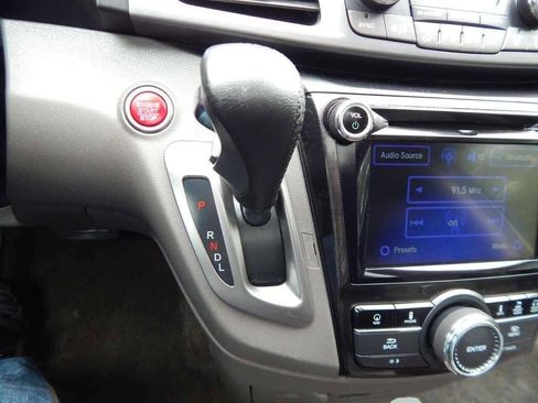 Used 2014 Honda Odyssey Touring image 32