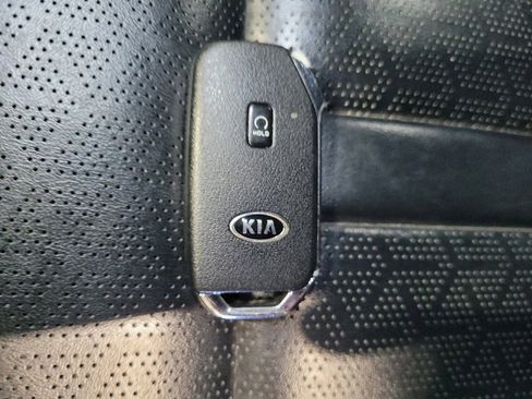 Used 2021 Kia Sorento EX image 32