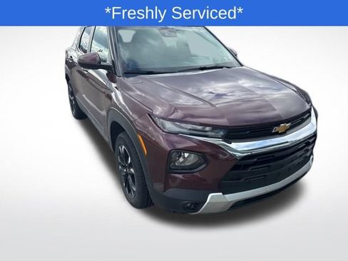 Used 2022 Chevrolet TrailBlazer LT w/ Convenience Package image 2