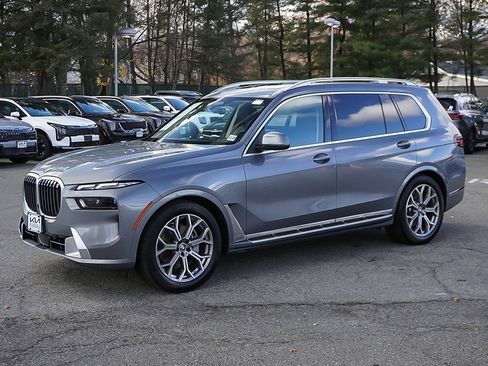 Used 2023 BMW X7 xDrive40i w/ Premium Package image 14