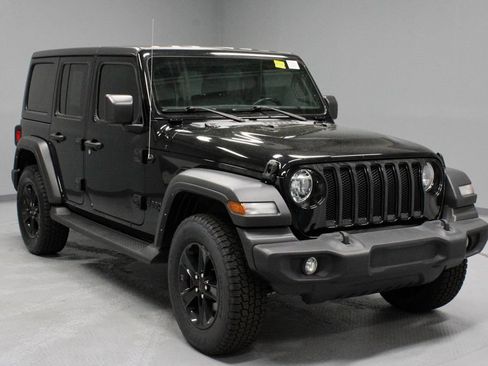 Used 2022 Jeep Wrangler Unlimited Sport AWD/4WD image 1