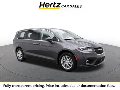 Used 2024 Chrysler Voyager LX