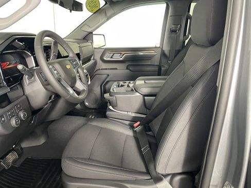 New 2026 Chevrolet Silverado 1500 LT image 2