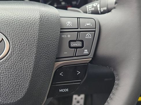 New 2026 Toyota Camry XSE AWD/4WD image 32