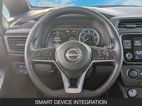 Used 2023 Nissan Leaf S image 12